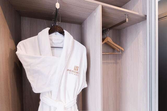 Отель Resident City Hotel Алматы-15